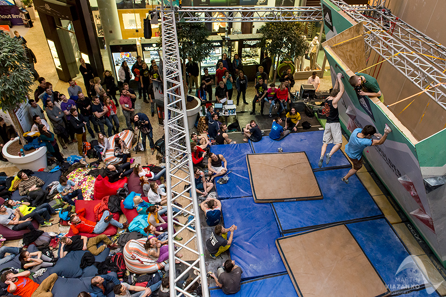 aupark, adidas boulder cup, bouldering, climb, lezenie, súťaž, pretek, majstrovstvá slovenska v boulderingu, hory a mesto